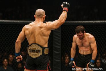 Qui a gagné le combat de MMA hier soir ?
